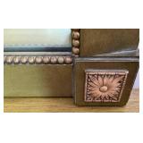 Drexel Curved Front 12 Drawer Champagne Triple Dresser with Mirror plus Matching Full Size Bed with Headboard & Footboard Drexel Curved Front 12 Drawer Champagne Triple Dresser with Mirror plus Matching Full Size Bed with Headboard & Footboard