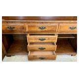 Moosehead Furniture Maple Hutch Cabinet Moosehead Furniture Maple Hutch Cabinet