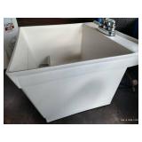 ELM Utilatub - 22' x 18.5' x 12'