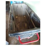 Rubbermaid Heavy Duty 1/2 Cubic Yard 1,400lb. Tilt Truck