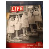 Dionne Quintuplets Lot - Magazines, Books, etc.