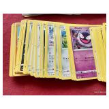 (100) Pokemon Cards