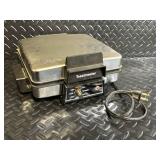 Toastmaster Toaster Oven, Rival Crock-Pot Slow Cooker, Rival Waffle Baker 3200/1, Hand Mixer, Blender