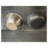 Aluminum Cookware Set: Mixing Bowls, Strainer, Steamer, Lids, Sheet Pans