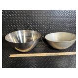 Aluminum Cookware Set: Mixing Bowls, Strainer, Steamer, Lids, Sheet Pans
