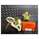 Janell Berryman's Pookpin Seeds Folk Art Turtle & Frog Figurines