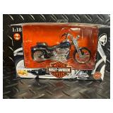Harley-Davidson 1:18 Maisto Die-Cast Motorcycles - (Lot of 5)