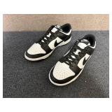 Nike Dunk Lows - Womens 8.5 Mens 7