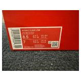 Nike Dunk Lows - Womens 8.5 Mens 7