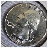 Two Washington quarters from 1964. Two Washington quarters from 1964.