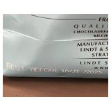 Trol - Lindt Lindor Coconut Milk Chocolate Truffles 5.1 oz (144 g) - 6-Pack Trol - Lindt Lindor Coconut Milk Chocolate Truffles 5.1 oz (144 g) - 6-Pack