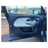 2012 ACURA MDX SH-AWD W/ADVANCE W/RES *1 Owner | All Wheel Drive | 3rd Row Seating* (NO RESERVE) 2012 ACURA MDX SH-AWD W/ADVANCE W/RES *1 Owner | All Wheel Drive | 3rd Row Seating* (NO RESERVE)