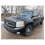 2010 CHEVROLET SILVERADO 1500 LTZ *130k Miles | No Accidents | 4x4* (NO RESERVE) 2010 CHEVROLET SILVERADO 1500 LTZ *130k Miles | No Accidents | 4x4* (NO RESERVE)