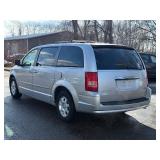 2009 CHRYSLER TOWN AND COUNTRY TOURING *No Accidents* (NO RESERVE) 2009 CHRYSLER TOWN AND COUNTRY TOURING *No Accidents* (NO RESERVE)
