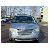 2009 CHRYSLER TOWN AND COUNTRY TOURING *No Accidents* (NO RESERVE) 2009 CHRYSLER TOWN AND COUNTRY TOURING *No Accidents* (NO RESERVE)