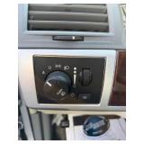 2009 CHRYSLER TOWN AND COUNTRY TOURING *No Accidents* (NO RESERVE) 2009 CHRYSLER TOWN AND COUNTRY TOURING *No Accidents* (NO RESERVE)