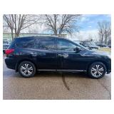 2018 NISSAN PATHFINDER S *2 Owner | 139k Miles | 3rd Row* (NO RESERVE) 2018 NISSAN PATHFINDER S *2 Owner | 139k Miles | 3rd Row* (NO RESERVE)
