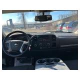 2013 CHEVROLET SILVERADO 1500 LT *No Accidents | 2 Owner | 4x4* (NO RESERVE) 2013 CHEVROLET SILVERADO 1500 LT *No Accidents | 2 Owner | 4x4* (NO RESERVE)