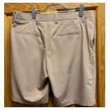 UC - Callaway Men's Golf Shorts - Size 34 - Khaki Tan