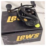 Lew's BB1 Pro, New in Box, PRO 1 SH Baitcasting Reel