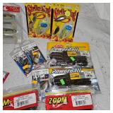 Mustad, Strike King, Zoom, Big Bite