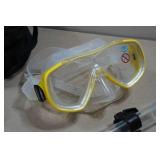 Cressi Adult Rondine Palau Fin Snorkel Set - Fin Size M/L