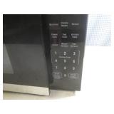 (D-3) Hamilton Beach 1400 Watt Micr...