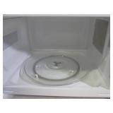 (D-3) Hamilton Beach 1400 Watt Micr...