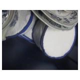 (EW3) Tote Full of a Dish Set as Sh...