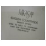 (EW3) Tote of Dishes as Shown as Br...