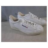 (CSB) Pair of Reebok Sneakers Size ...