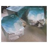 (EC1) Assorted Boxes of Kleenex Fac...