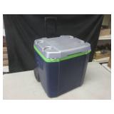 (EW3) Igloo 60 Qt Roller Cooler...