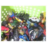 (EW4) Bin of Assorted Hot Wheels an...