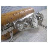 (EC1) Vintage Knuckle Duster Handle...