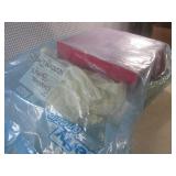 (EW5) Vintage Wedding Dress in Larg...