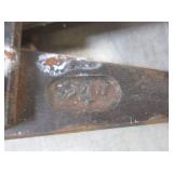 (BS) 24" Johnson Metal Magnetic Lev...