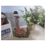 (EC1) Box Full of Assorted Christma...