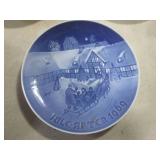 (EC1) Assorted Vintage Collector Pl...