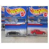 (EC1) Assorted Hot Wheels in Packag...
