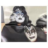 Kiss Dynasty Album with Poster - Brand New *T