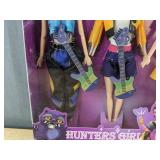3 Hunters Girl K Pop Musical Dolls - Brand New *A