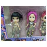 6 Demon Hunters Figures - Brand New *A