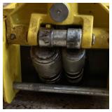 Daytona 3 Ton Super Duty Floor Jack DJ3000 with Daytona 2 Ton Floor Jack Cross Beam CB200