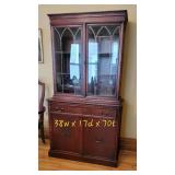 Vintage Mahogany Duncan Phyfe Breakfront Display Cabinet