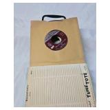 Vintage Tune Tote Record Carry Case with 45