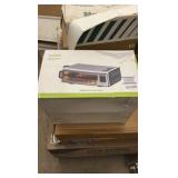 Air Fryer Countertop Oven and Indoor Grill Combo, 18 QT and 1600W, Joyami Brand, Air Fry, Bake, Dehydrate, Toast, 6 Nonstick Settings RETAIL: $130.00