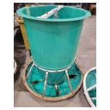 Osborne Big Wheel Feeder (603654)