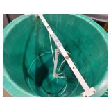 Osborne Big Wheel Feeder (603656)