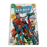 Justice League - DC Comics - #82, #86, #101, #108, #118, #120, #121, #127, #130, #140, #141, #147, #195